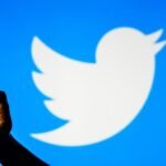 Twitter-Begins-Removing-Blue-Checks-From-Users-Who-Don't-Pay