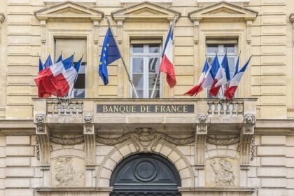 bank-of-france-governor-calls-for-mandatory-licensing-for-crypto-companies