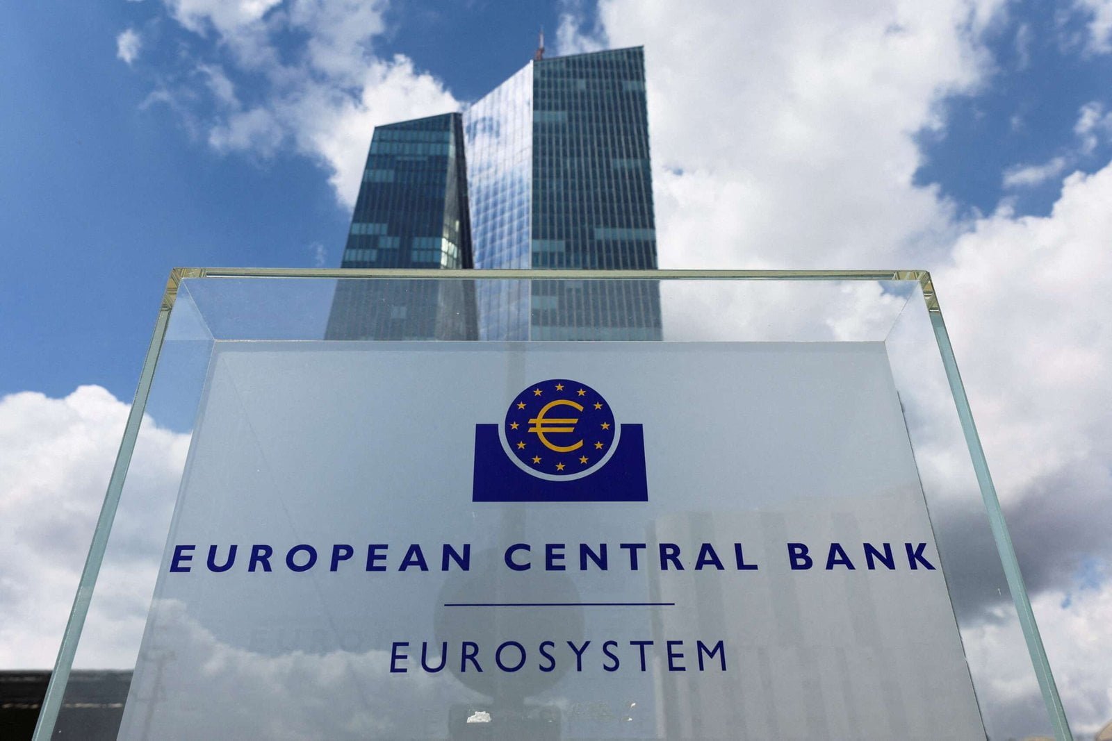 central-bank-governors-indicate-europeans-to-see-more-interest-rate-hikes