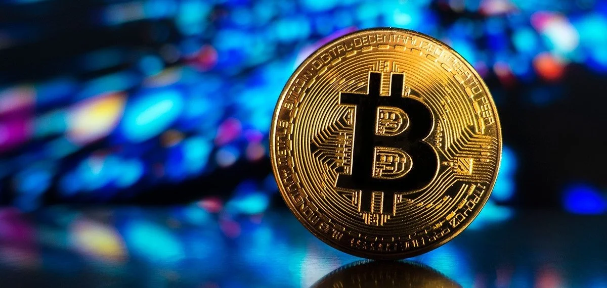 crypto-exchanges-binance-and-kuna-suspend-card-transactions-in-ukrainian-hryvnia