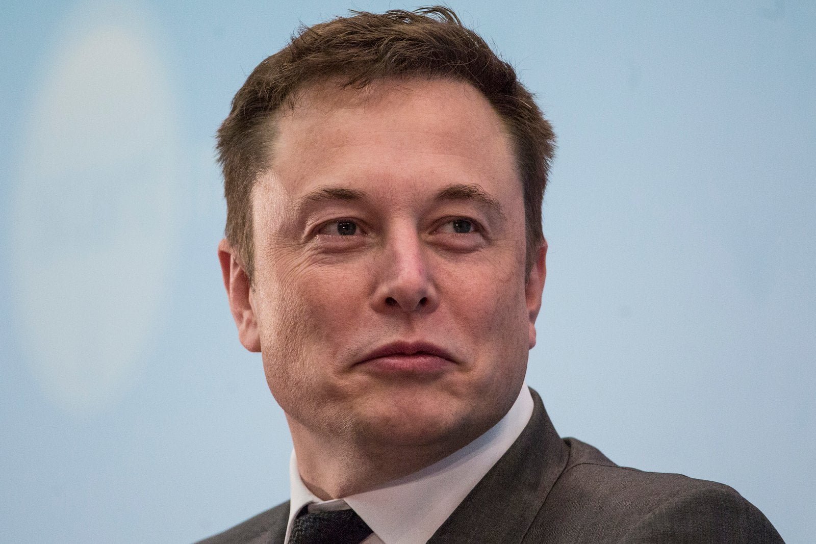Elon-Musk-Reclaims-Worlds-Richest-Man-Position