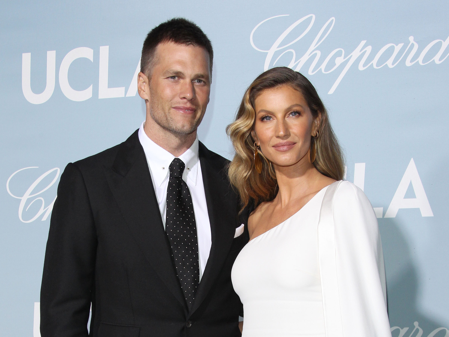 gisele-bundchen-shows-support-for-tom-brady-amid-rumored-marriage-trouble