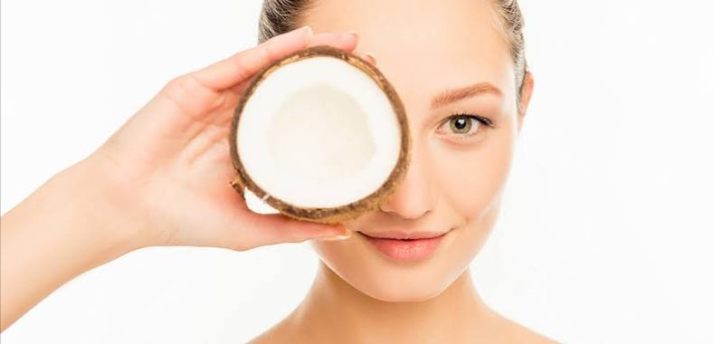The-Benefits-of-Coconut-Oil-for-Skin-Care