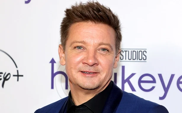 jeremy-renner-out-of-surgery-after-accident-but-remains-in-critical-condition