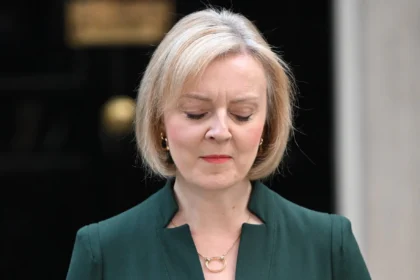 liz-truss-urges-rishi-sunak-not-to-ditch-her-childcare-overhaul