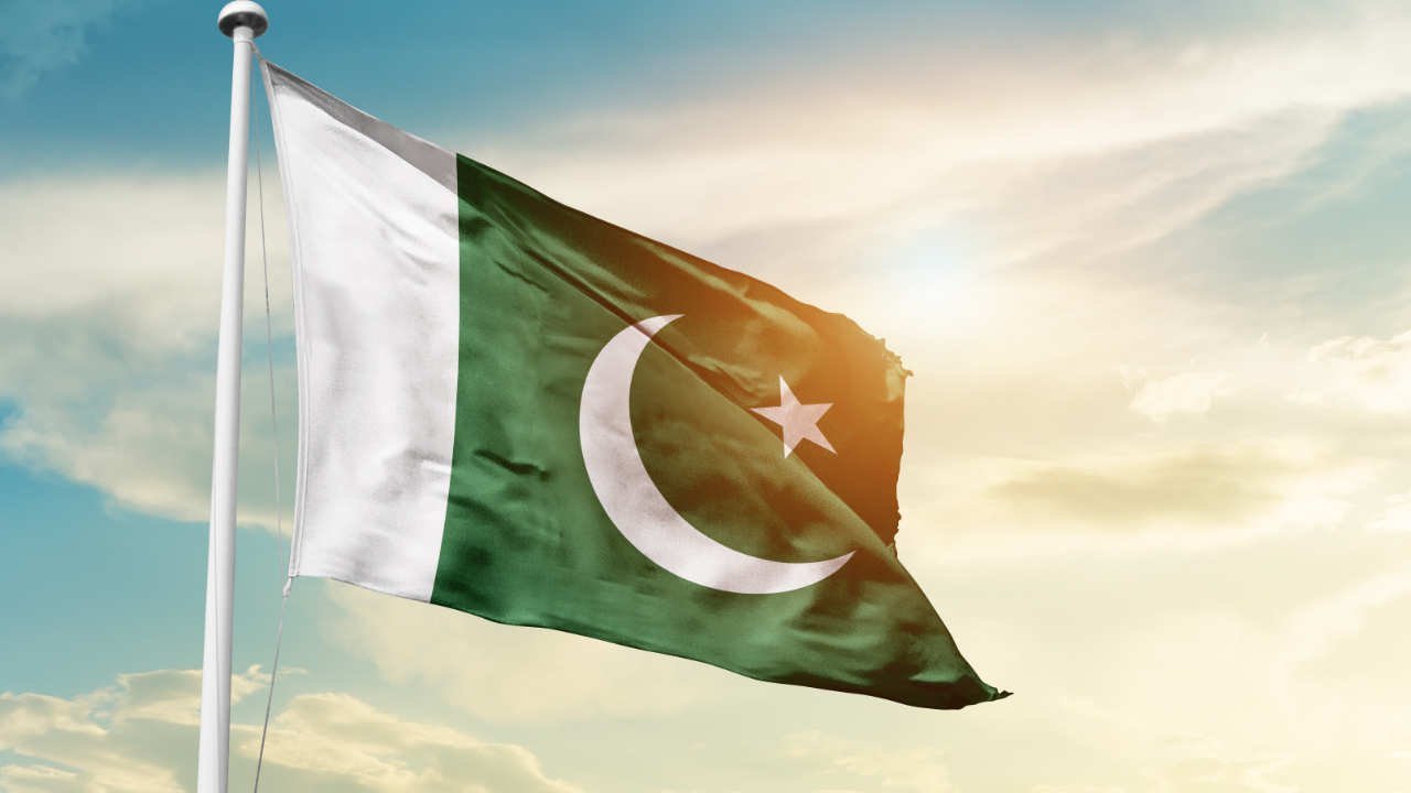 Pakistan-Forms-Committees-to-Decide-Whether-Crypto-Should-Be-Legalized-or-Banned