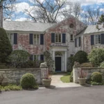 Paul-Simon-Sells-Connecticut-Estate-at-Multi-Million-Dollar-Loss
