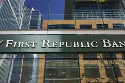 Pressure-Mounts-on-First-Republic-as-Stock-Continues-Plunge