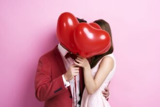 romantic-ways-to-celebrate-valentines-day-at-home