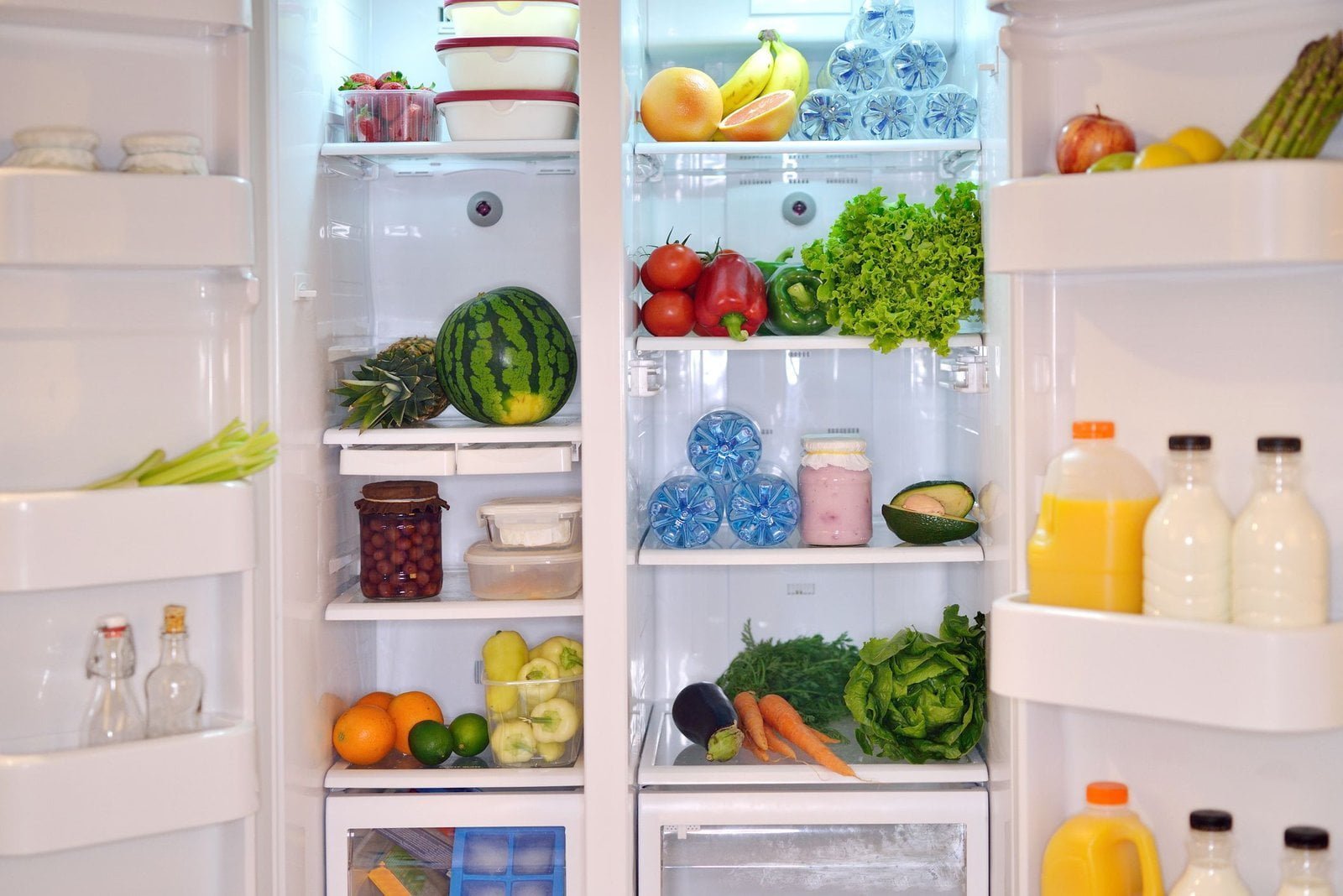how-to-organize-a-fridge-the-right-way