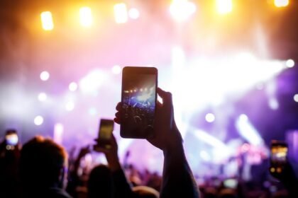 ticket-marketplace-giant-ticketmaster-chooses-flow-blockchain-for-nft-push