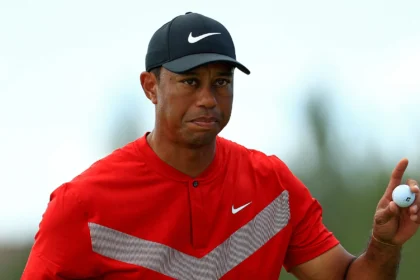 tiger-woods-withdraws-from-tournament-with-foot-injury