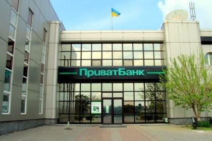 ukraine’s-largest-bank-suspends-money-transfers-to-crypto-exchanges