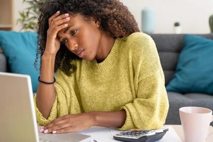 ways-to-reduce-monthly-expenses-and-save-money