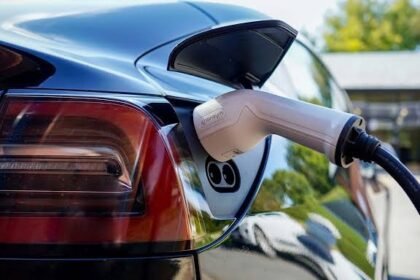 Cost-of-Charging-an-Electric-car-Surges-by-42%