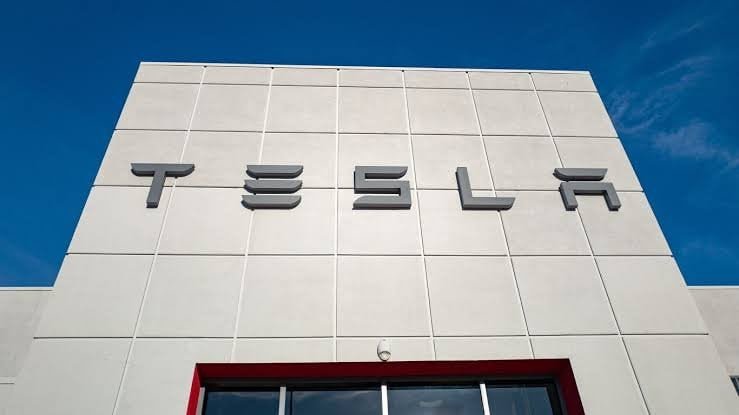 Tesla-Fires-Dozens-of-Workers-One-Day-After-Launching-Union-Campaign