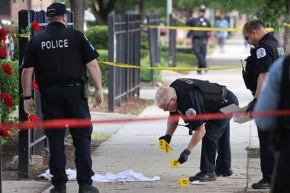 6-Killed-in-Shooting-at-July-4-Parade-in-Chicago-Suburb